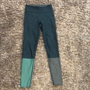 XS Outdoor Voices Compression Leggings full length